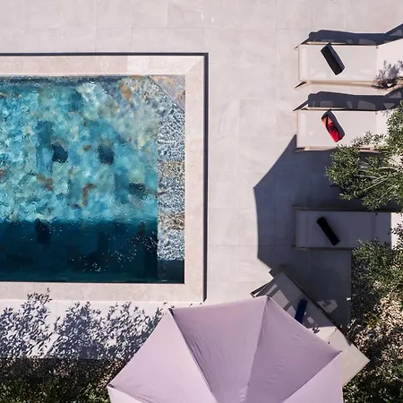 Villa Amala - With Heating Pool Near