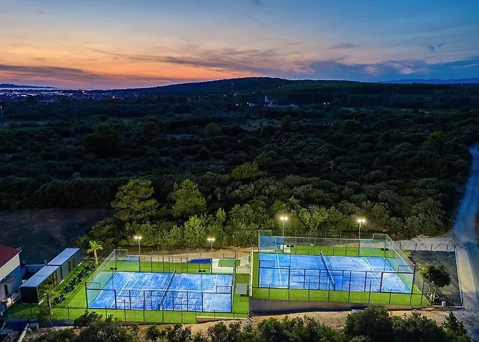 Amala - With Heating Pool Near ヴィラ *