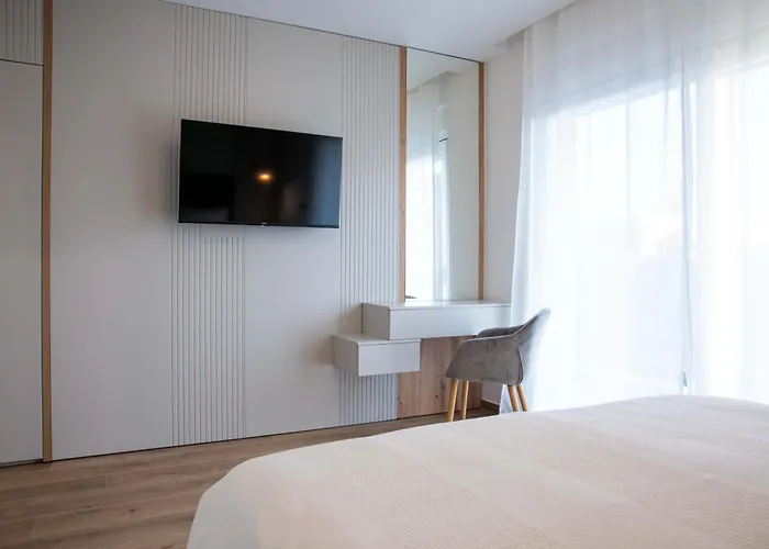 ヴィラ Amala - With Heating Pool Near Sukošan