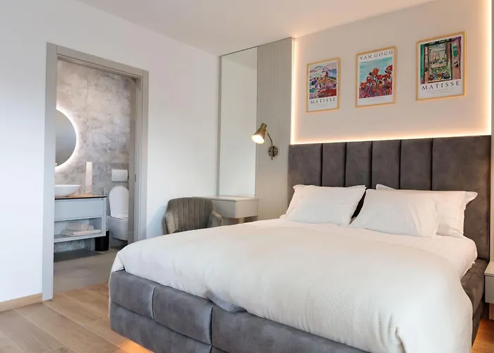 Amala - With Heating Pool Near *