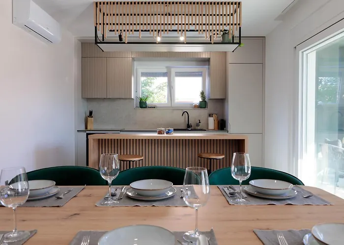 Amala - With Heating Pool Near *